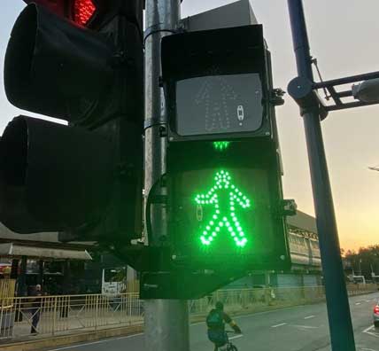 Focos Semafóricos para Pedestres 